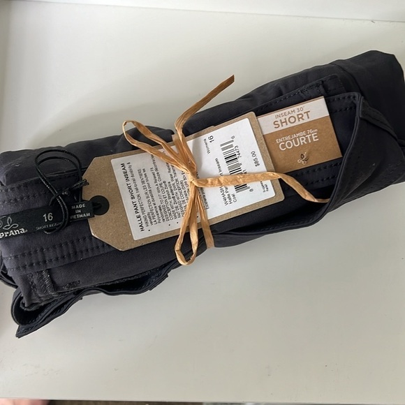 prAna Halle Straight Leg Climbing Pant in Coal Women's Size 16 Short NWT! - Picture 11 of 11